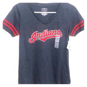 Women’s Cleveland Indians V-Neck T-shirt NWT